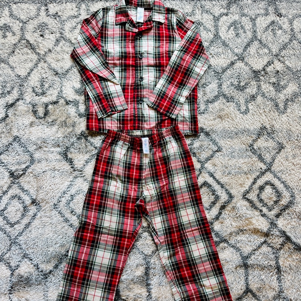 Kids Holiday Christmas Tartan Plaid Pajamas - Girl/Boy Size M 7/8